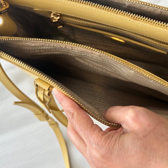 Beautiful handbag - Picture 12 of 16